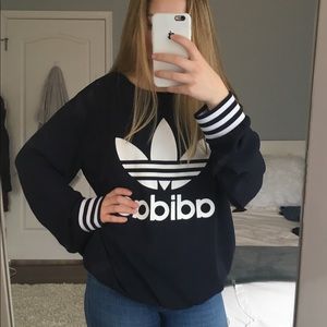 NAVY ADIDAS TOP